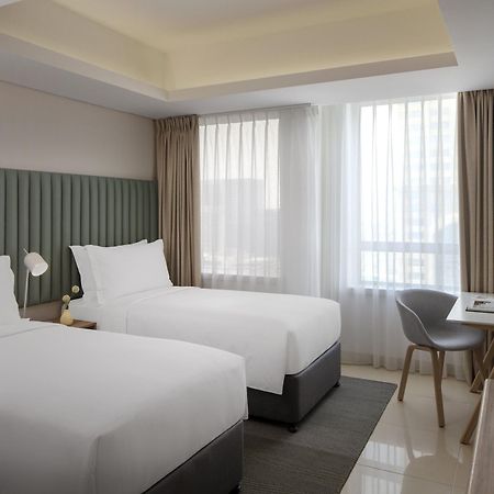 Staybridge Suites Dubai Internet City Exterior photo